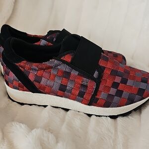 bernie mev. Multicolor Woven Sneakers